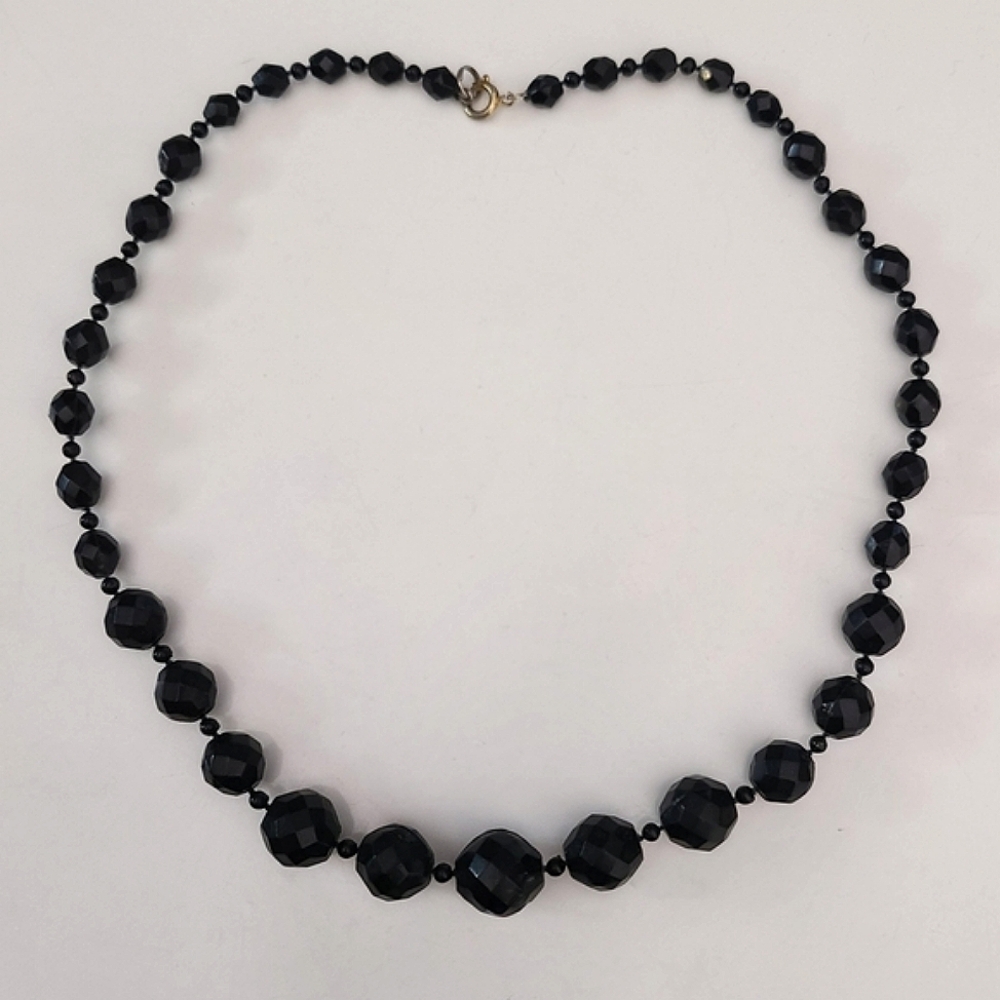 Vintage Faceted Beaded Necklace, black